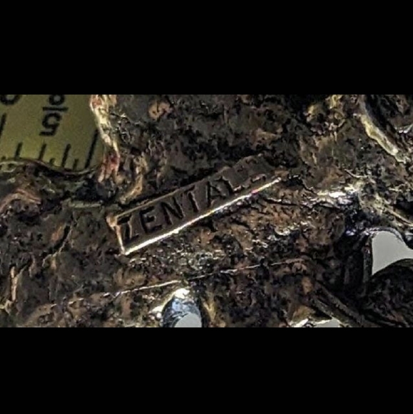 Robert Zentall Vintage Golden Leaf Pendant Square Chain Costume Jewelry 60s 70s - Picture 8 of 8